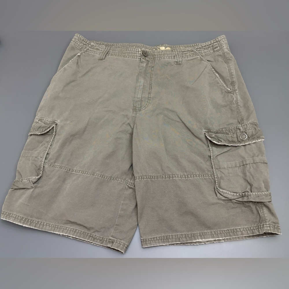 Cargo Shorts Men’s Size 44 Olive Green Pockets Relaxed 100% Cotton “Parts” FLAW!